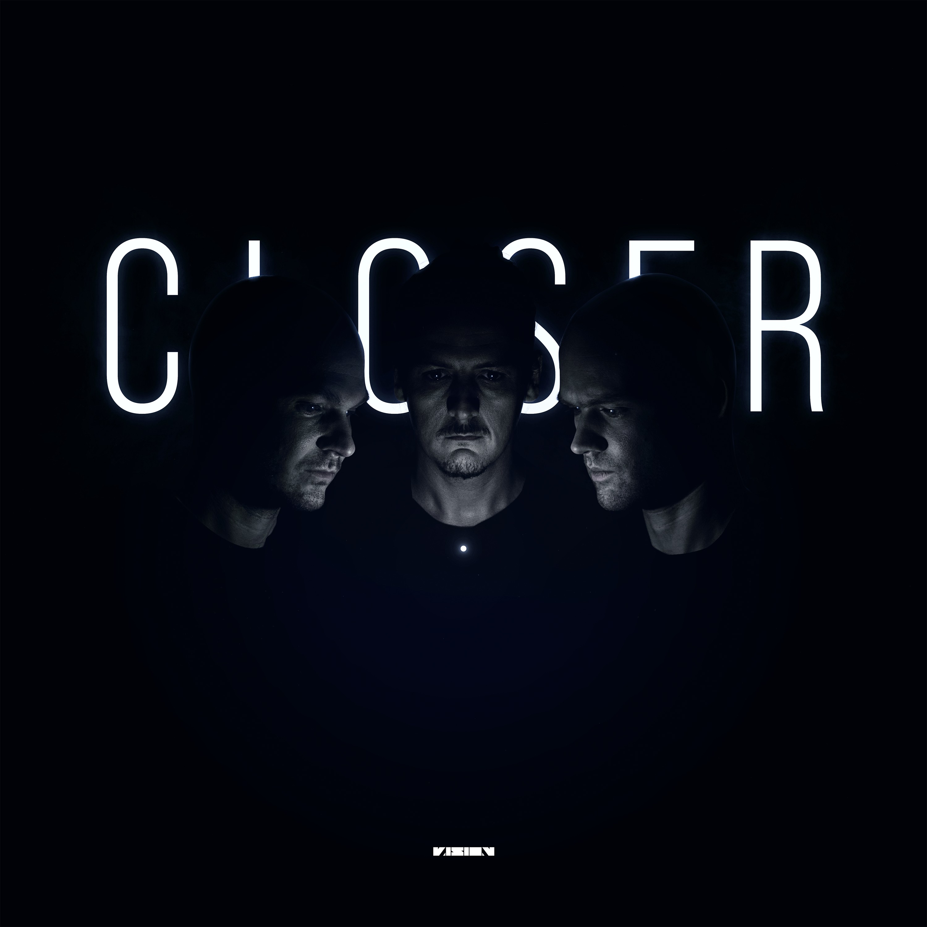 Noisia – Closer (2022) [Official Digital Download 24bit/48kHz]